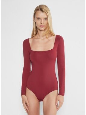 Aritzia Contour Full Squareneck Bodysuit